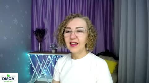 Snapshot of queen_a_n_i chatting on May 24, 2026, 7:35 am A N I Ill be here on December 1st online show from May 24, 2026, 7:35 am