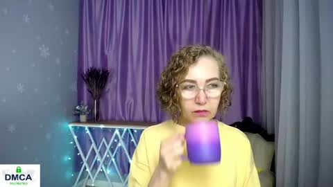 Snapshot of queen_a_n_i chatting on June 13, 2026, 3:59 am A N I Ill be here on December 1st online show from June 13, 2026, 3:59 am