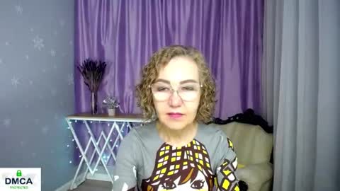 Snapshot of queen_a_n_i chatting on June 21, 2026, 7:11 am A N I Ill be here on December 1st online show from June 21, 2026, 7:11 am