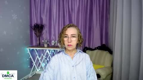 Snapshot of queen_a_n_i chatting on July 22, 2026, 6:16 am A N I Ill be here on December 1st online show from July 22, 2026, 6:16 am