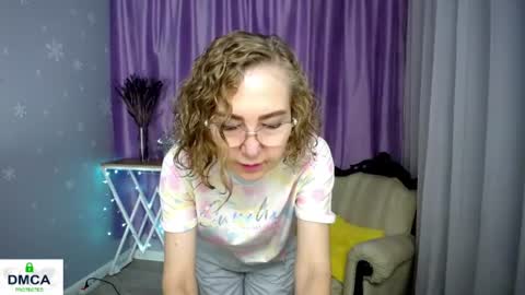 Snapshot of queen_a_n_i chatting on July 28, 2026, 5:58 am A N I Ill be here on December 1st online show from July 28, 2026, 5:58 am