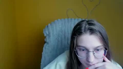 Amelie online show from February 23, 2026, 12:35 pm