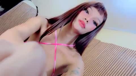 Avah online show from December 4, 2025, 2:32 am