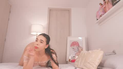 Snapshot of queen_baby02 chatting on April 6, 2026, 3:26 am Sofia online show from April 6, 2026, 3:26 am