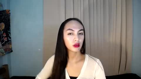Snapshot of queen_danaya chatting on June 26, 2026, 2:05 am queen_danaya online show from June 26, 2026, 2:05 am