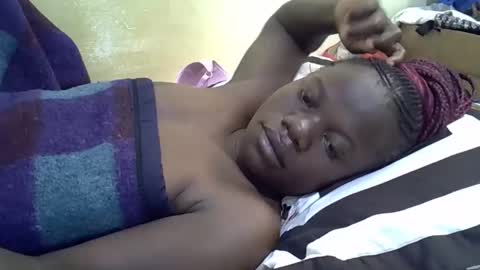 Snapshot of queen_darling3 chatting on October 16, 2025, 7:09 am Gentrix online show from October 16, 2025, 7:09 am