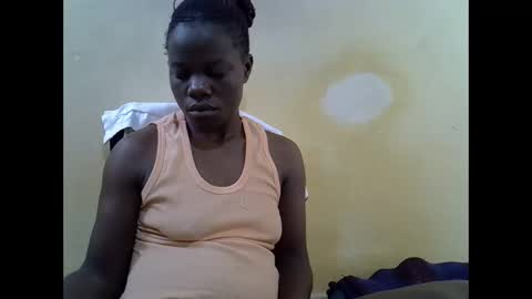 Snapshot of queen_darling3 chatting on October 29, 2025, 9:11 am Gentrix online show from October 29, 2025, 9:11 am