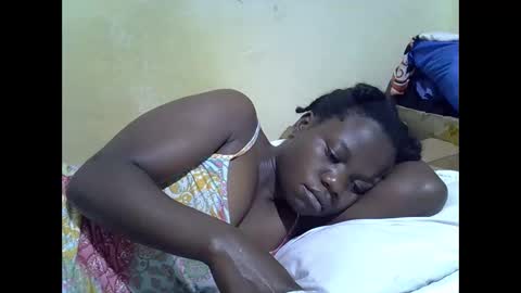 Snapshot of queen_darling3 chatting on October 31, 2025, 11:50 pm Gentrix online show from October 31, 2025, 11:50 pm