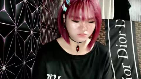 Snapshot of queen_elicktra chatting on May 5, 2026, 1:19 pm JOY online show from May 5, 2026, 1:19 pm