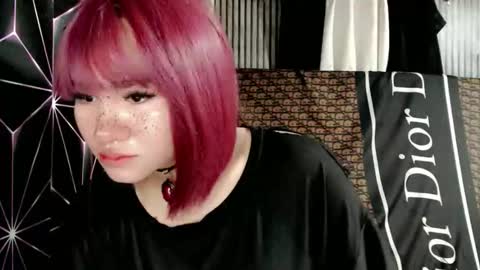 Snapshot of queen_elicktra chatting on May 6, 2026, 1:38 pm JOY online show from May 6, 2026, 1:38 pm
