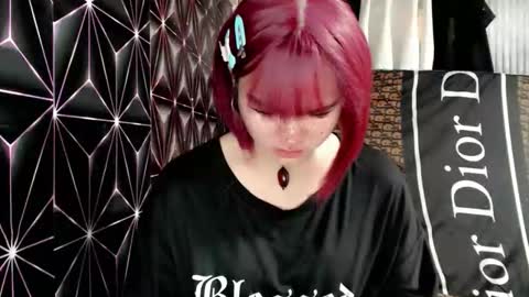 Snapshot of queen_elicktra chatting on May 18, 2026, 4:40 am JOY online show from May 18, 2026, 4:40 am