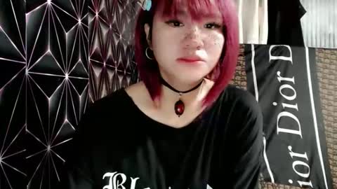 Snapshot of queen_elicktra chatting on May 22, 2026, 1:02 am JOY online show from May 22, 2026, 1:02 am