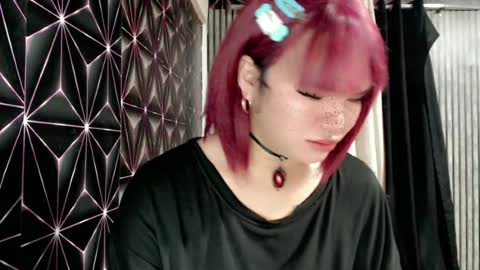 Snapshot of queen_elicktra chatting on June 21, 2026, 7:16 pm JOY online show from June 21, 2026, 7:16 pm