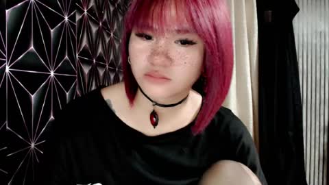 Snapshot of queen_elicktra chatting on July 14, 2026, 2:05 am JOY online show from July 14, 2026, 2:05 am