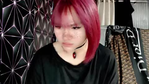 Snapshot of queen_elicktra chatting on July 19, 2026, 9:40 pm JOY online show from July 19, 2026, 9:40 pm