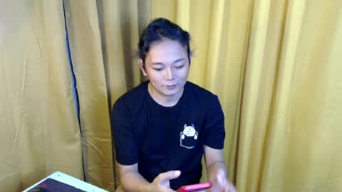 Snapshot of queen_ennah chatting on June 12, 2026, 11:20 am queen_ennah online show from June 12, 2026, 11:20 am