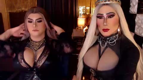 Snapshot of queen_horsecock chatting on June 10, 2026, 8:46 am queen_horsecock online show from June 10, 2026, 8:46 am