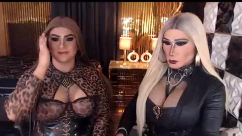 Snapshot of queen_horsecock chatting on June 20, 2026, 7:27 pm queen_horsecock online show from June 20, 2026, 7:27 pm