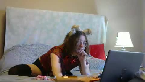 Queen Indra online show from January 16, 2026, 7:07 pm