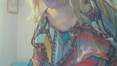 queen_jane8 online show from January 10, 2025, 5:02 pm