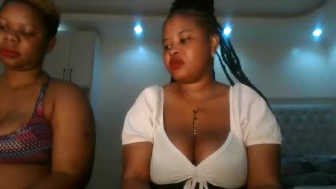 Snapshot of queen_kikih chatting on May 14, 2026, 9:21 pm Queen kikih online show from May 14, 2026, 9:21 pm