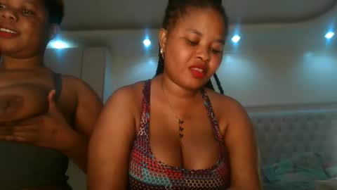Snapshot of queen_kikih chatting on May 22, 2026, 7:41 pm Queen kikih online show from May 22, 2026, 7:41 pm