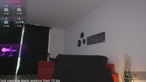 queen_leylla online show from May 22, 2026, 5:36 am