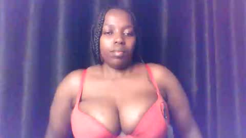 QUEEN online show from March 21, 2026, 2:05 am