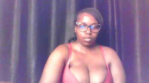 QUEEN online show from June 8, 2026, 3:56 pm