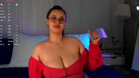 Snapshot of queen_monica chatting on June 26, 2026, 6:34 pm Monica online show from June 26, 2026, 6:34 pm