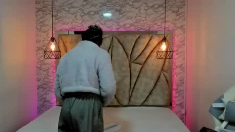 Snapshot of queen_perla_ chatting on January 26, 2025, 2:52 pm online show from January 26, 2025, 2:52 pm