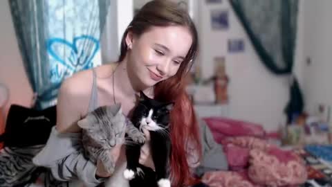 queen_x_joker online show from June 2, 2026, 12:40 pm