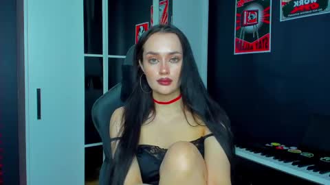 Your world and the universe Aliss online show from February 23, 2025, 3:35 am