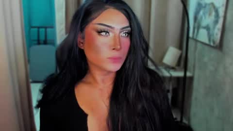 Snapshot of queenarthalia chatting on March 7, 2025, 6:13 am ARTHA online show from March 7, 2025, 6:13 am