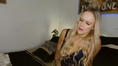queenb6969694u online show from March 7, 2026, 1:08 pm