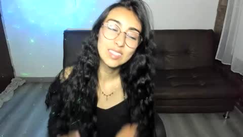 Snapshot of queenbyte_18 chatting on May 7, 2026, 4:40 am queenbyte_18 online show from May 7, 2026, 4:40 am