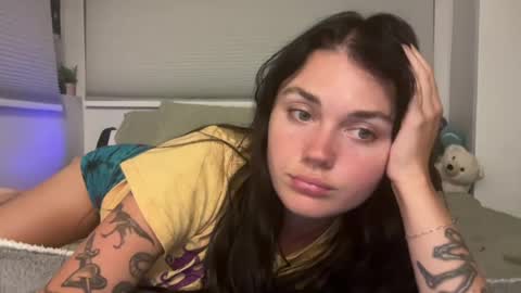 Snapshot of queencassidyy chatting on July 30, 2026, 3:27 am Cassidy online show from July 30, 2026, 3:27 am