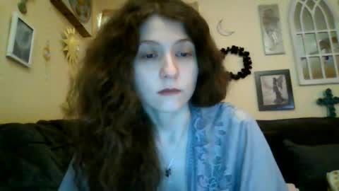 Snapshot of queencrimsonlvx chatting on June 21, 2026, 3:53 am queencrimsonlvx online show from June 21, 2026, 3:53 am