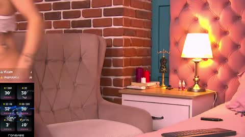 Snapshot of queendiabla chatting on June 5, 2026, 7:25 am Diabla online show from June 5, 2026, 7:25 am