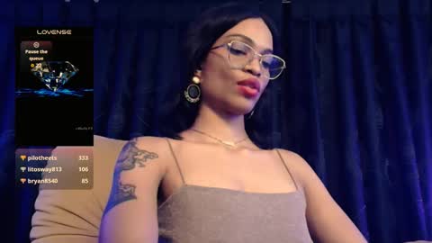 Snapshot of queendom_ing chatting on February 24, 2025, 9:20 pm Sweet Goddess online show from February 24, 2025, 9:20 pm