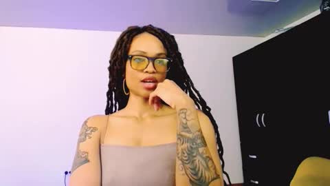 Snapshot of queendom_ing chatting on September 16, 2025, 7:37 pm Sweet Goddess online show from September 16, 2025, 7:37 pm