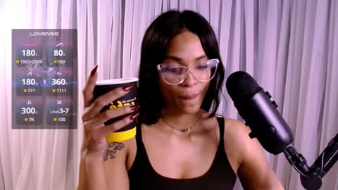 Snapshot of queendom_ing chatting on April 21, 2026, 7:36 am Sweet Goddess online show from April 21, 2026, 7:36 am