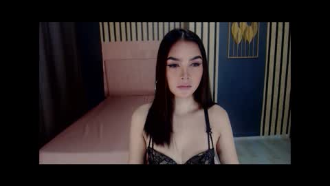 Snapshot of queenemeraldts chatting on January 16, 2025, 2:30 am queenemeraldts online show from January 16, 2025, 2:30 am