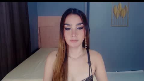 Snapshot of queenemeraldts chatting on October 16, 2025, 2:34 am queenemeraldts online show from October 16, 2025, 2:34 am