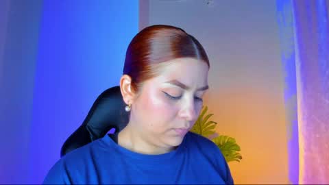 Snapshot of queengrett chatting on May 4, 2026, 6:37 pm Queen online show from May 4, 2026, 6:37 pm