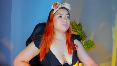 Snapshot of queengrett chatting on June 7, 2026, 4:00 pm Queen online show from June 7, 2026, 4:00 pm