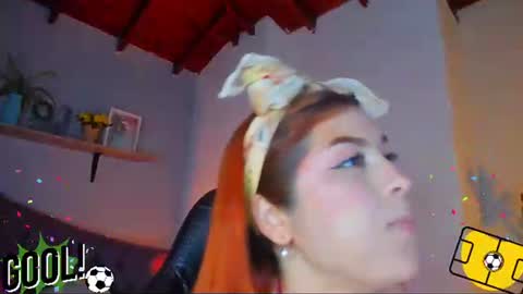 Snapshot of queengrett chatting on June 23, 2026, 6:17 pm Queen online show from June 23, 2026, 6:17 pm