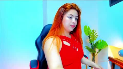 Snapshot of queengrett chatting on July 24, 2026, 7:01 pm Queen online show from July 24, 2026, 7:01 pm