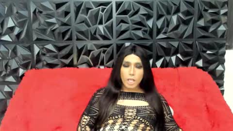 Snapshot of queenielejumbo chatting on January 18, 2025, 10:17 am QueenieLeJumbo online show from January 18, 2025, 10:17 am