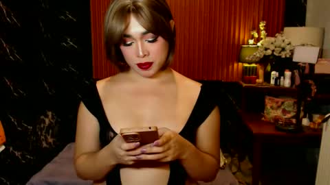 Snapshot of queenkiraasiantsxxx chatting on February 1, 2026, 9:24 pm Kira online show from February 1, 2026, 9:24 pm